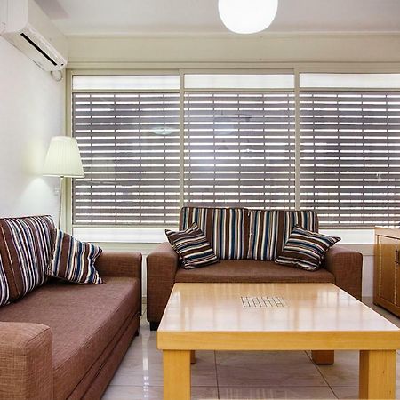 Apartments4You Dinara บัตยัม ภายนอก รูปภาพ